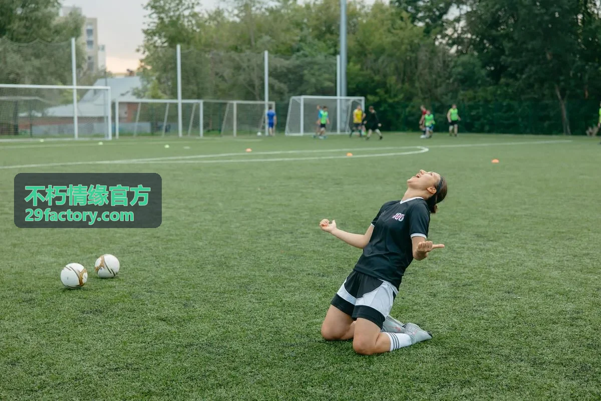 不朽情缘官方家庭情感剧《半城烟雨》剧照
